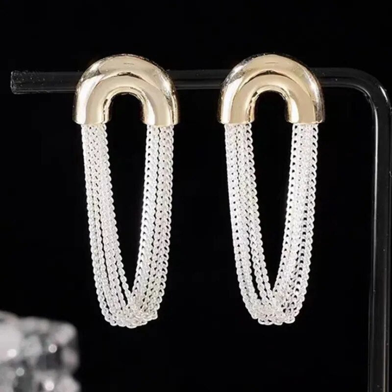 U Shape Metal Chain Earrings  European And American Style Personality Fashion Long Stud Earrings Ms Girl Travel Accessories 2023