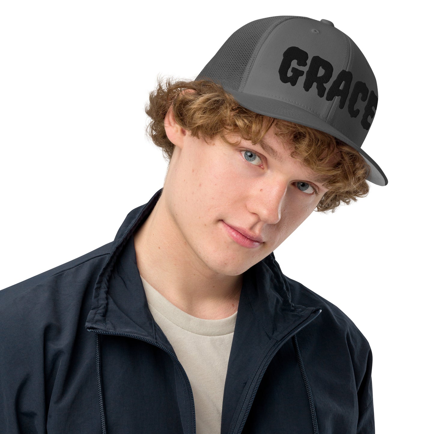 Grace- Closed-back trucker cap